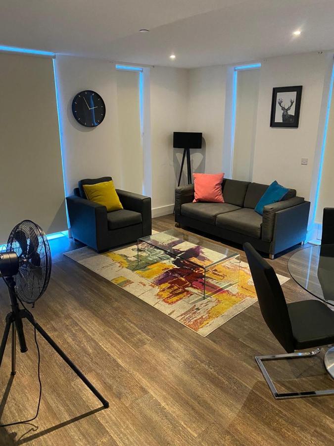 High View Two Bedroom Apartment In Woolwich Лондон Экстерьер фото