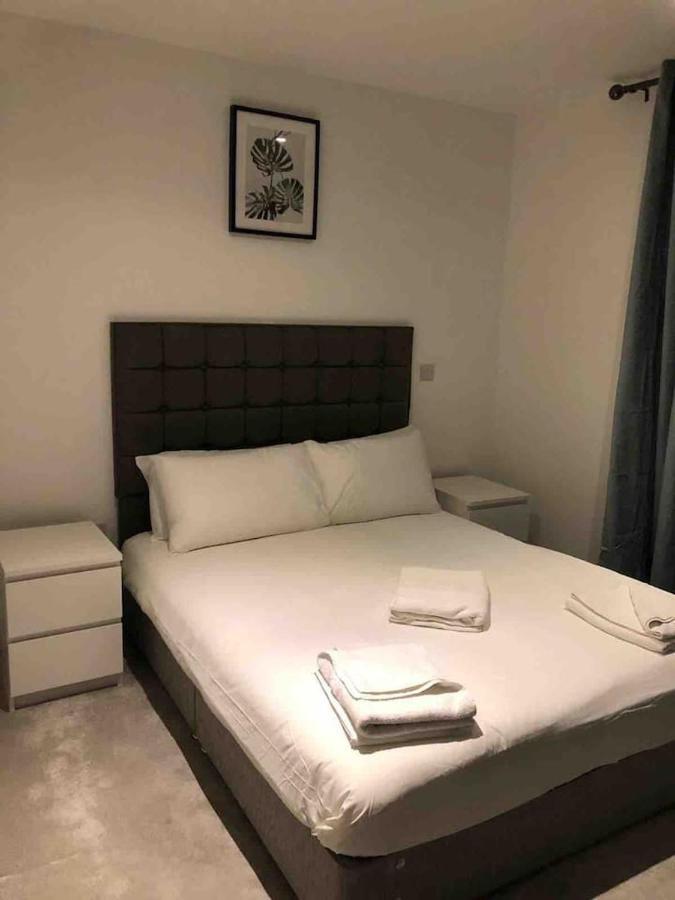 High View Two Bedroom Apartment In Woolwich Лондон Экстерьер фото