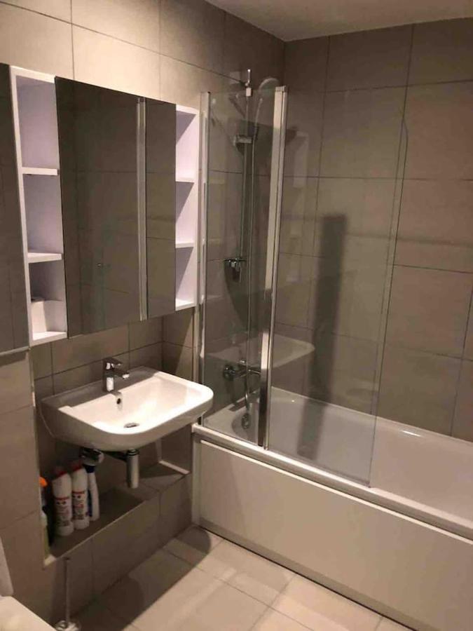 High View Two Bedroom Apartment In Woolwich Лондон Экстерьер фото