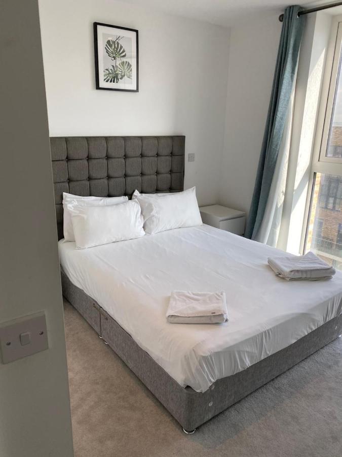 High View Two Bedroom Apartment In Woolwich Лондон Экстерьер фото