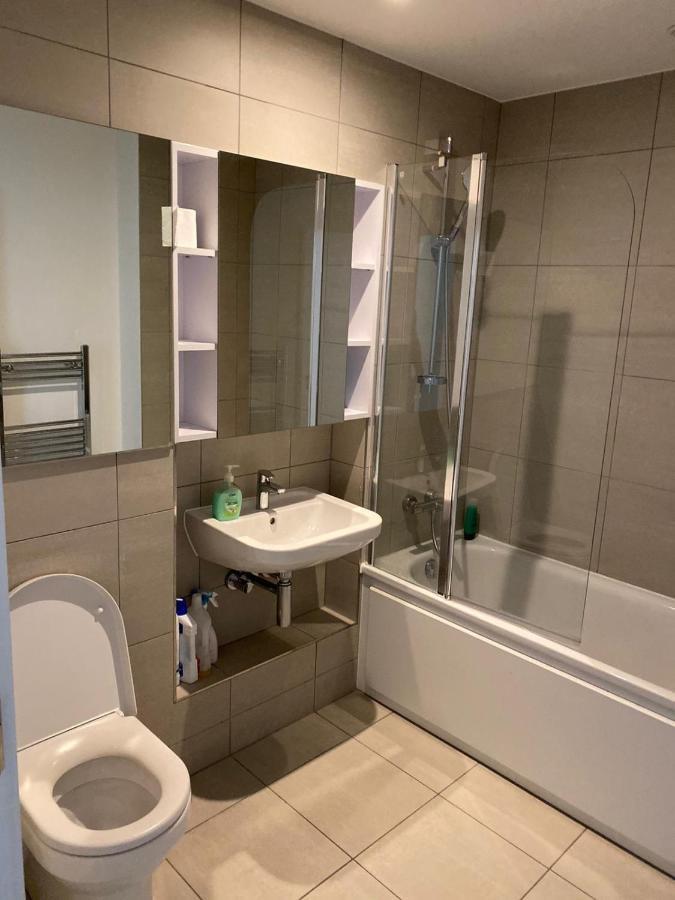 High View Two Bedroom Apartment In Woolwich Лондон Экстерьер фото